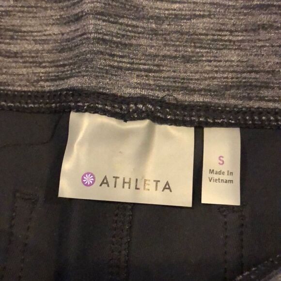 Athleta Gray & Black Striped Pocket Leggings - Picture 4 of 7